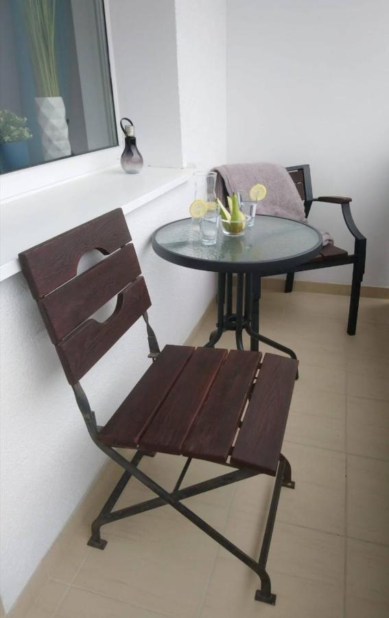 Quadratum Apartment By Noclegi Renters Gdansk Dış mekan fotoğraf